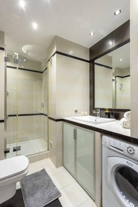 Urban Chic - One Bedroom -luxury - Grzybowska 5 * Warszawa